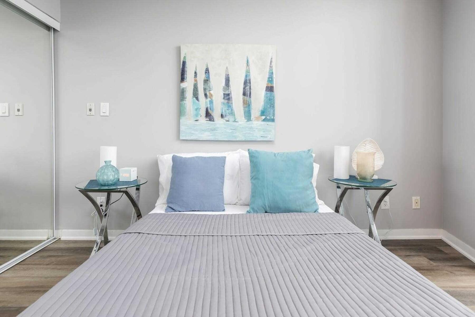 Grand View Apartment Toronto
