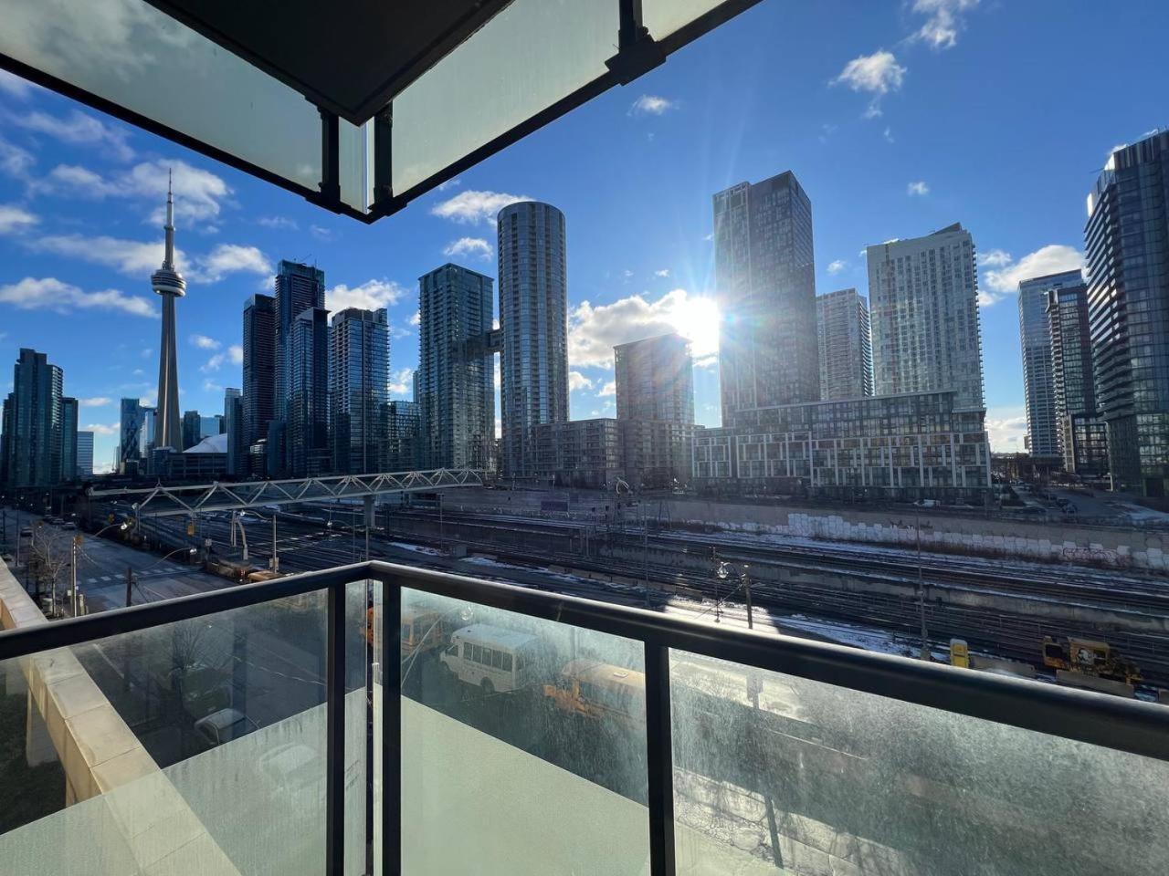 Grand View * Toronto