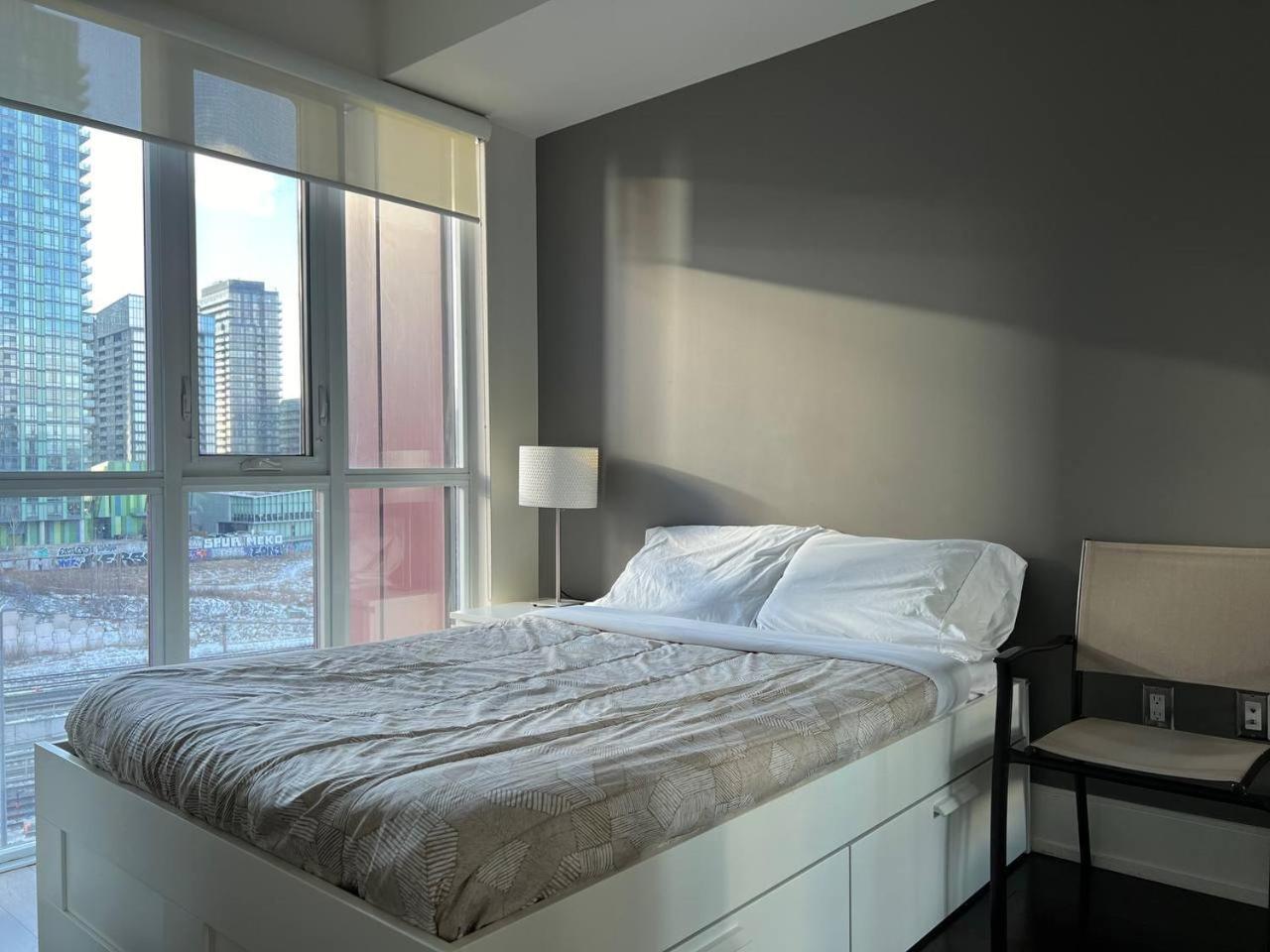 Grand View * Toronto